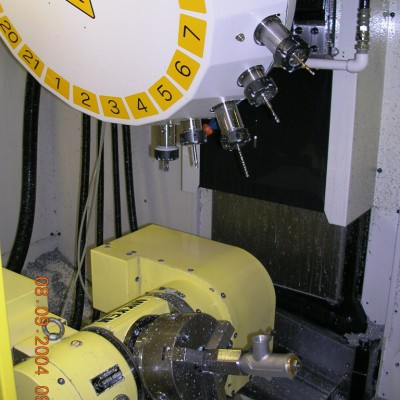 Centro de mecanizado 5 ejes. FANUC ROBODRILL.